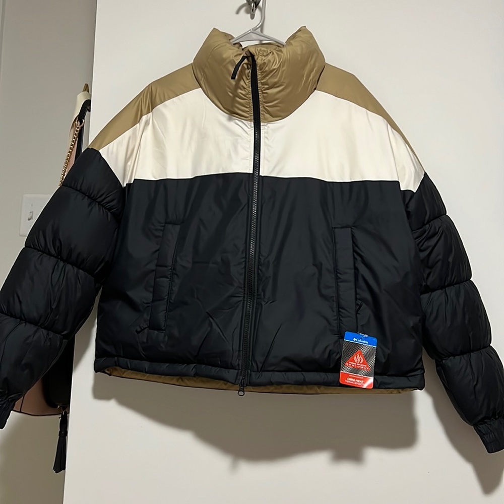 Columbia cropped Jacket Women’s Size XL